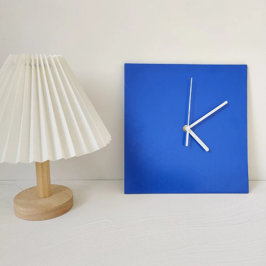 Geometrische Wanduhr Holz Blau – Stilvolles Design für Ihr Zuhause 2