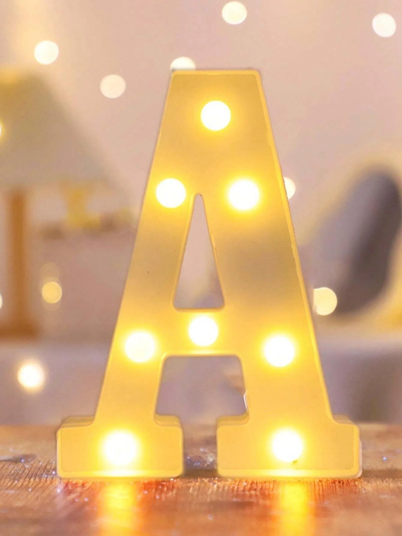 <strong>LED-Buchstabenlicht 21,8 cm</strong> – Leuchtende Dekoration für Feste und Anlässe 4