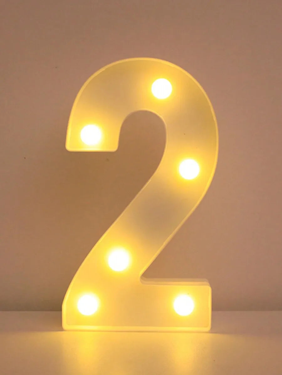 <strong>LED-Buchstabenlicht 21,8 cm</strong> – Leuchtende Dekoration für Feste und Anlässe 9